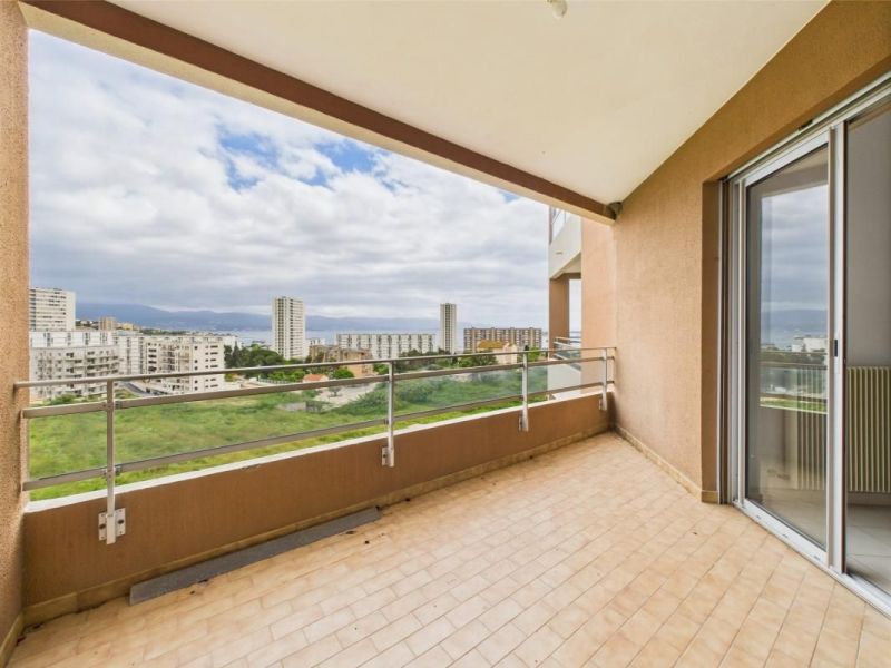 A louer APPARTEMENT T3 82 M2 TERRASSE VUE MER AJACCIO