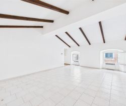 A louer STUDIO DUPLEX  41 M2 BORD DE MER AJACCIO