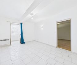 A louer APPARTEMENT DUPLEX T3 66 M2 BORD DE MER AJACCIO