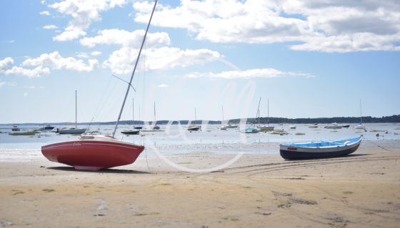 A vendre APPARTEMENT T4 75 M2 TERRASSE BORD DE MER ARES