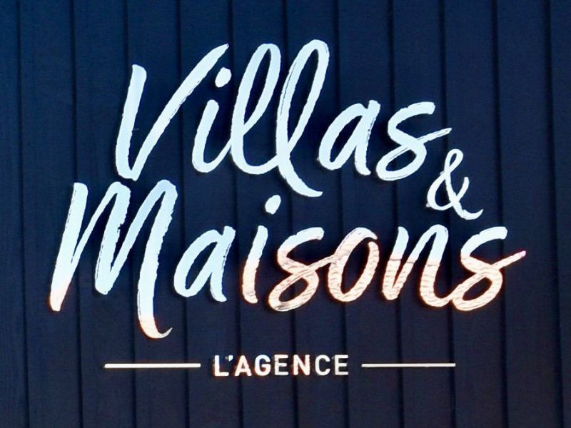 A vendre MAISON  4 PIECES 93 M2 BORD DE MER LEGE CAP FERRET