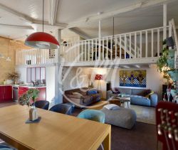 A vendre MAISON  8 PIECES 145 M2 BORD DE MER LEGE CAP FERRET