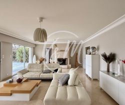 A vendre MAISON  6 PIECES 190 M2 BORD DE MER LANTON