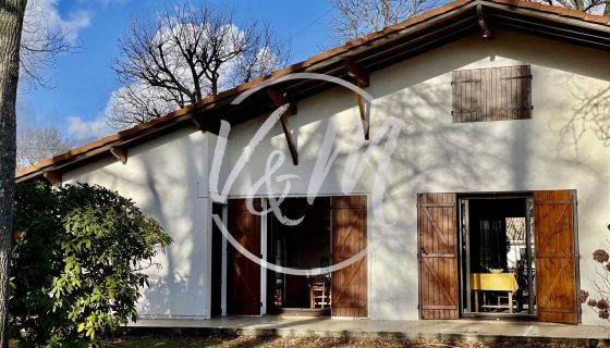 A vendre MAISON  5 PIECES 100 M2 BORD DE MER ANDERNOS LES BAINS