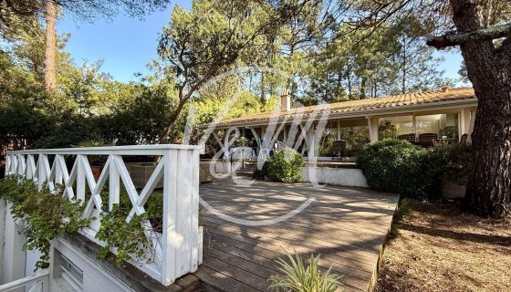 A vendre MAISON  5 PIECES 104 M2 BORD DE MER LEGE CAP FERRET
