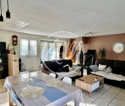 A vendre MAISON  5 PIECES 102 M2 BORD DE MER LE PORGE