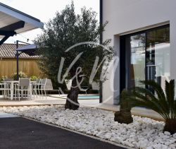 A vendre MAISON  5 PIECES 105 M2 BORD DE MER ANDERNOS LES BAINS