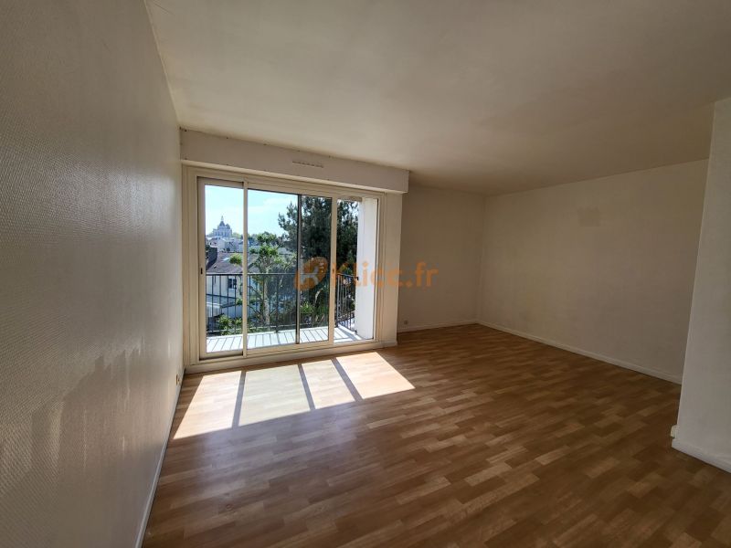 A vendre APPARTEMENT T1 AVEC CAVE ET STATIONNEMENT Le Havre