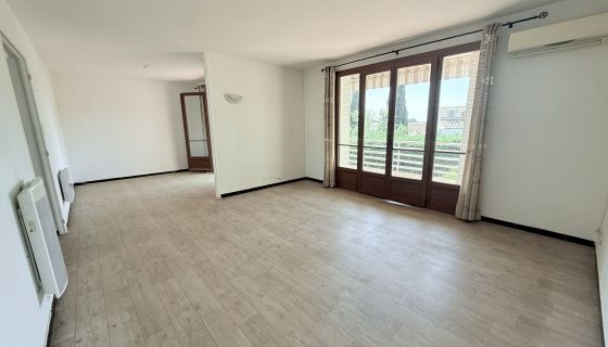 A vendre  Appartement T4 80 M² BORD DE MER Bandol