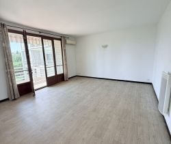 A vendre  Appartement T4 80 M² BORD DE MER Bandol