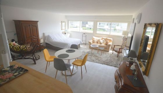 A vendre BEL Appartement T1 42 m² FACE MER ROYAN