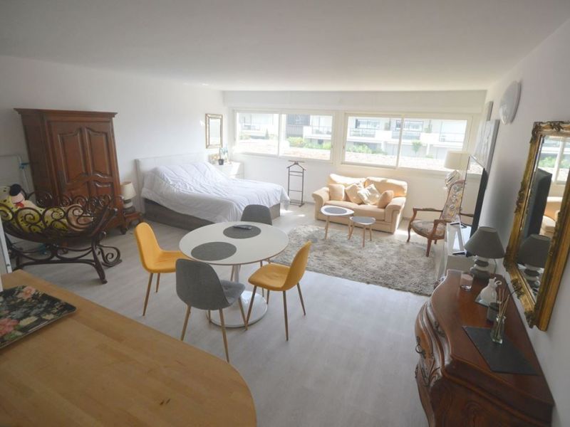 A vendre BEL Appartement T1 42 m² FACE MER ROYAN