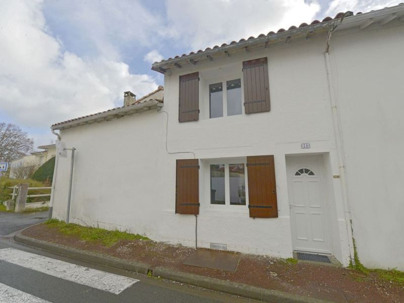 A vendre TRES JOLIE Maison 3 PIECES 51 M² RENOVEE ROYAN