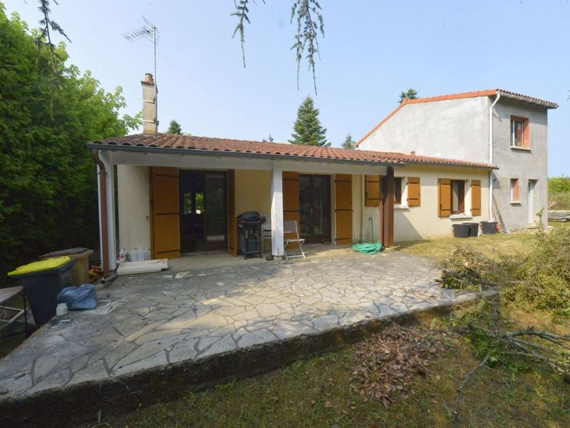 A vendre Maison 6 PIECES BORD DE MER  MESCHERS SUR GIRONDE