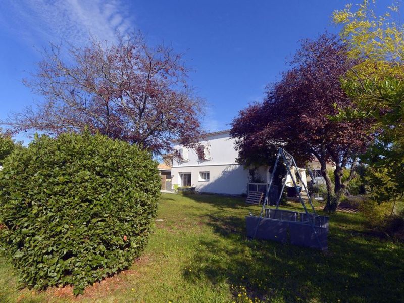 A vendre GRANDE MAISON FAMILIALE 8 PIECES ROYAN