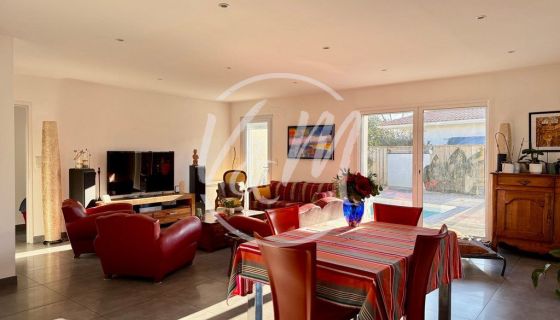 A vendre Elegante villa 6 PIECES 145 M² + garage PISCINE Andernos les bains