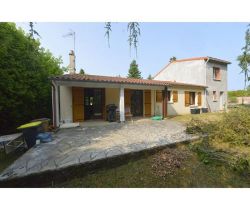 A vendre Maison 6 PIECES 135 M² BORD DE MER MESCHERS SUR GIRONDE