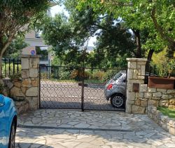 A louer MAISON  DE MAîTRE  PEYMEINADE COMMERCES