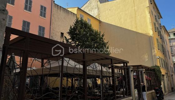 A louer APPARTEMENT DUPLEX T3 40 M2 BORD DE MER TOULON