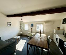 A louer APPARTEMENT DUPLEX T3 40 M2 BORD DE MER TOULON