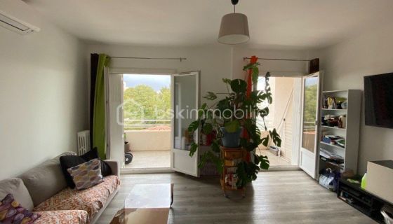A louer APPARTEMENT T4 73 M2 BORD DE MER TOULON
