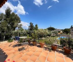 A louer MAISON  4 PIECES 128 M2 BORD DE MER LA CIOTAT
