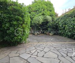 A vendre MAISON  CONTEMPORAINE BORD DE MER SIX FOURS LES PLAGES