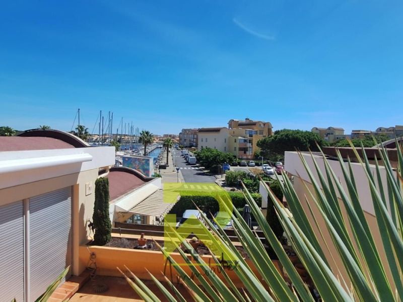 A louer APPARTEMENT NEUF T4 75 M2 BORD DE MER GRUISSAN