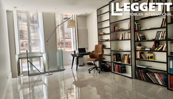 A louer APPARTEMENT T4 107 M2  BORDEAUX