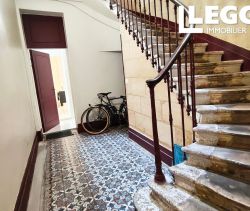 A louer APPARTEMENT T4 107 M2  BORDEAUX