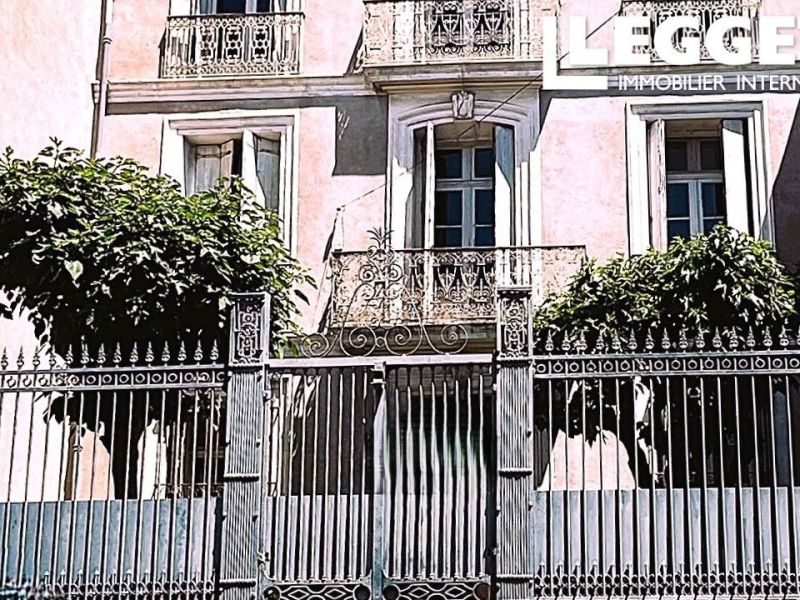 A louer MAISON  DE MAîTRE  QUARANTE