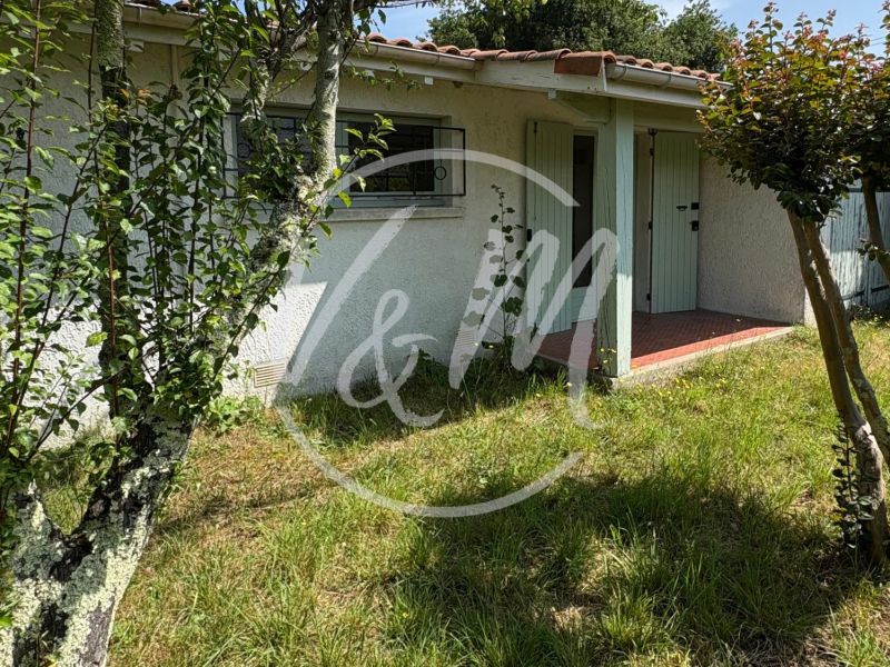 A vendre CHARMANTE Maison 3 PIECES 50 M² BORD DE MER  Ares