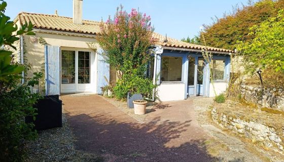 A vendre CHARMANTE MAISON 4 PIECES TALMONT