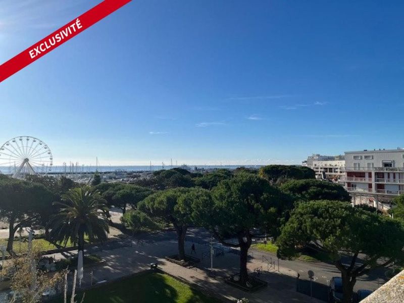 A louer APPARTEMENT  174 M2 TERRASSE PIEDS DANS L'EAU ROYAN