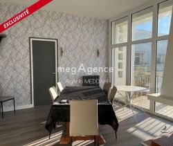 A louer APPARTEMENT  174 M2 TERRASSE PIEDS DANS L'EAU ROYAN