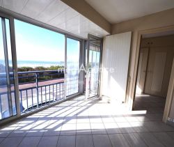 A louer APPARTEMENT T3 60 M2 PIEDS DANS L'EAU LES SABLES D OLONNE