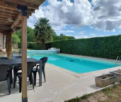 A louer GîTE  SAINT QUANTIN DE RANCANNE