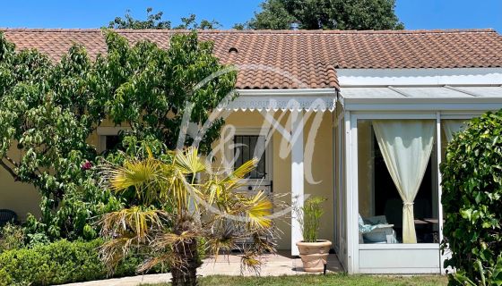 A vendre Superbe maison 6 PIECES 136 M² ARES