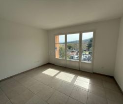 A louer APPARTEMENT NEUF T2 50 M2  TARADEAU