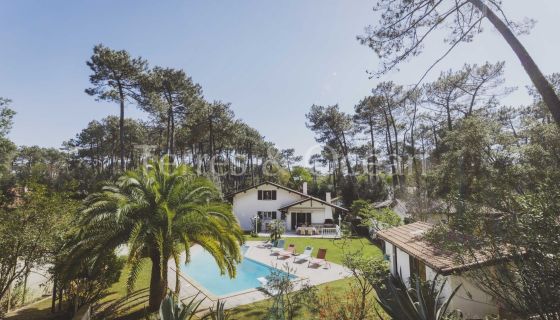 A louer MAISON  7 PIECES 220 M2  SOORTS HOSSEGOR Centre-ville - lac - fôret
