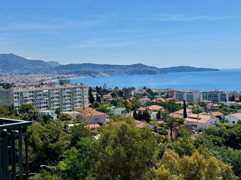 A louer APPARTEMENT T3 73 M2 TERRASSE VUE MER NICE