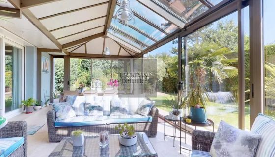 A louer MAISON  8 PIECES 221 M2 BORD DE MER MERLIMONT