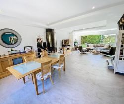 A louer MAISON  6 PIECES 178 M2 BORD DE MER PEROLS