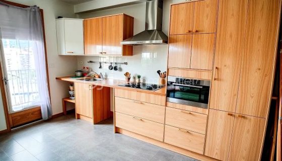 A louer APPARTEMENT T3 70 M2 BORD DE MER AJACCIO