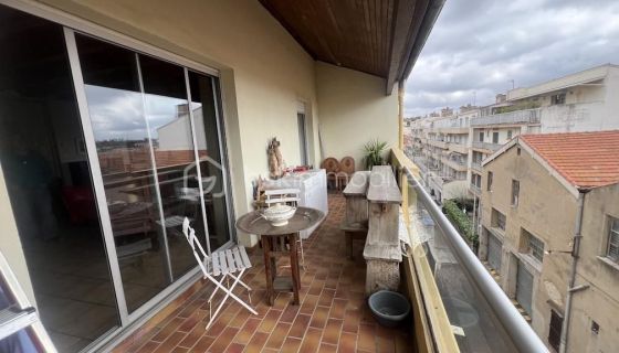 A louer APPARTEMENT DUPLEX T6 126 M2 TERRASSE  BEZIERS