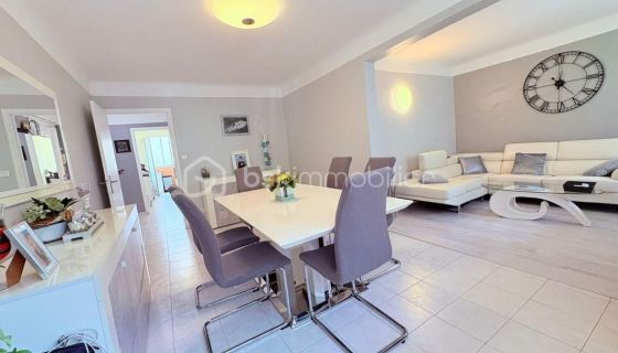 A louer APPARTEMENT NEUF T3 67 M2 BORD DE MER NICE