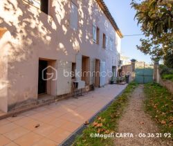 A louer APPARTEMENT T3 96 M2 BORD DE MER SIX FOURS LES PLAGES