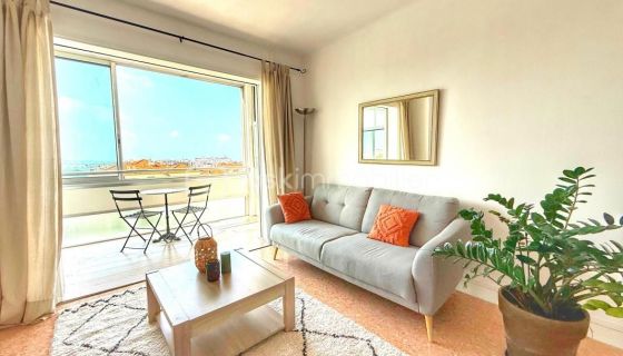 A louer APPARTEMENT T3 73 M2 VUE MER CANNES