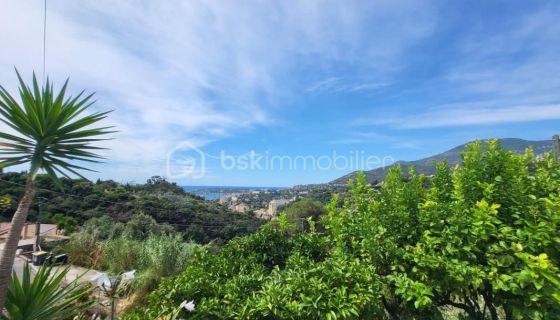 A louer MAISON  5 PIECES 247 M2 BORD DE MER MENTON