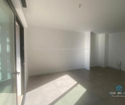 A louer APPARTEMENT DE PRESTIGE NEUF T2 61 M2 TERRASSE BORD DE MER SAINT RAPHAEL